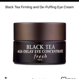 Fresh black tea age-delay eye concentrate